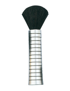 Harja leikattujen hiusten...