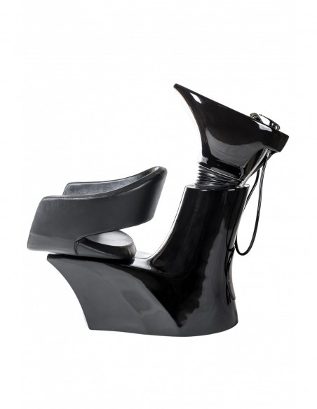 Kampaajan pesuallas Milanossa