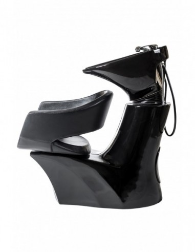 Kampaajan pesuallas Milanossa