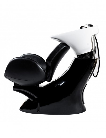 Kampaajan pesuallas Kansasissa