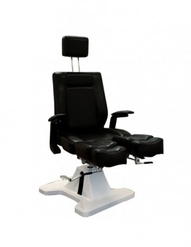 Pedikyyrituoli kääntyvillä jaloilla...