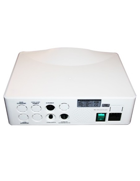 Kosmetologin laite, jossa on kaksi toimintoa - ultraäänikuorinta ja timanttidermabrasio