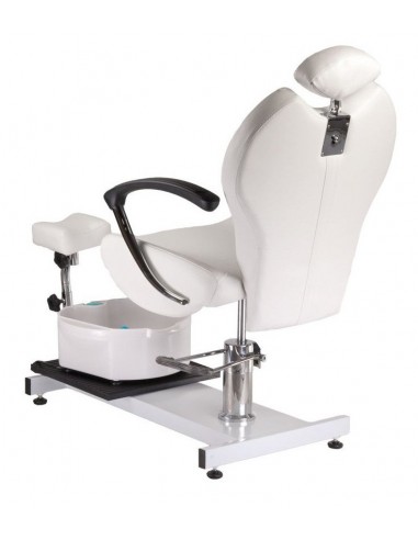 Hydraulinen pedikyyrituoli, jossa...