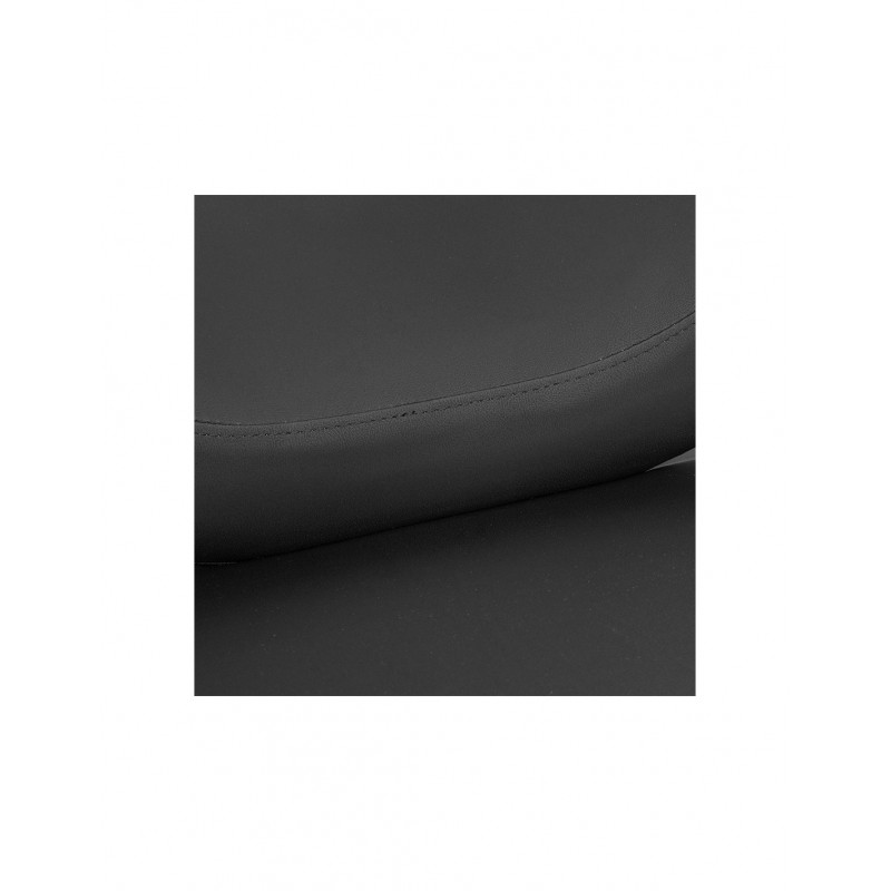 Parturi-kampaajan asiakastuoli...