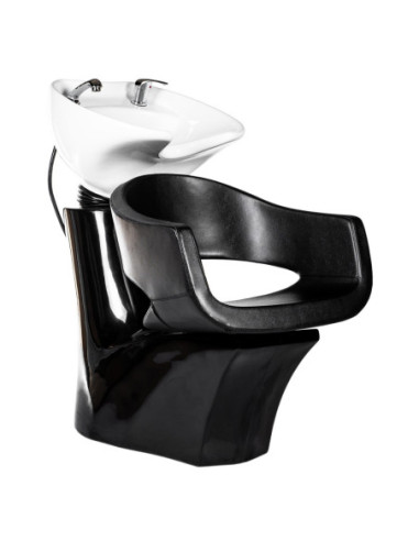 Kampaajan pesuallas Milanossa