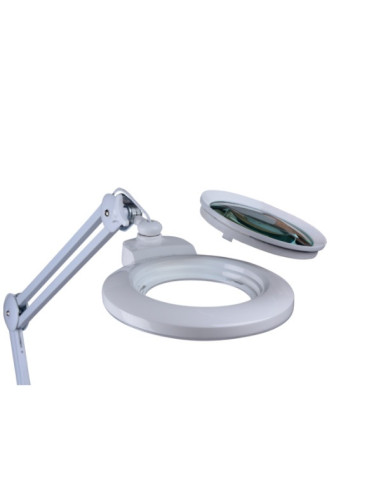 Vaihdettava suurennuslasi...