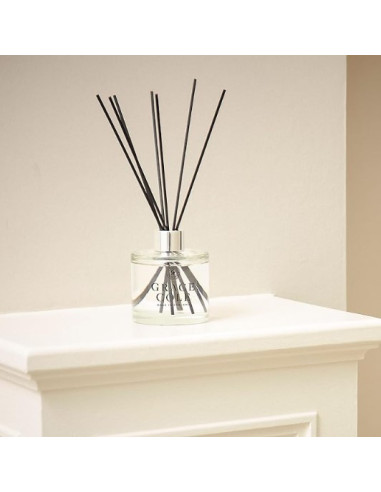 GRACE COLE Tuoksukynttilä (Valkoinen...