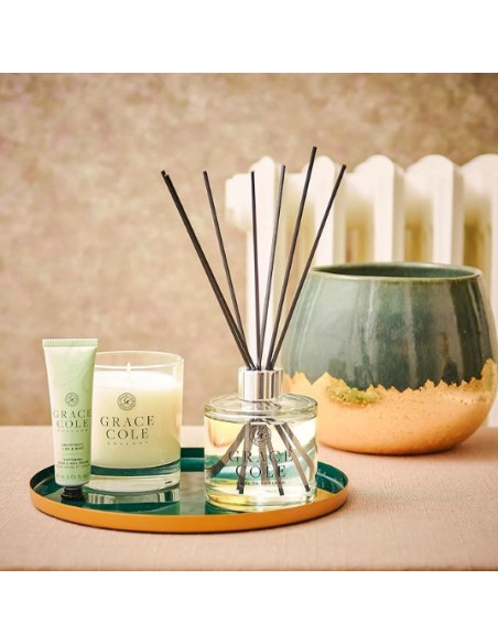 GRACE COLE Tuoksukynttilä (Greippi/Lime/Piparminttu) 200g