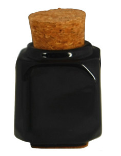 Kulho, pullo, posliinia, musta