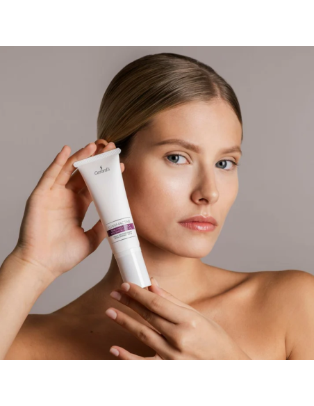 LUMINACTIVE-voide intensiiviseen kiinteytykseen ja nuorentamiseen SPF30 50ml